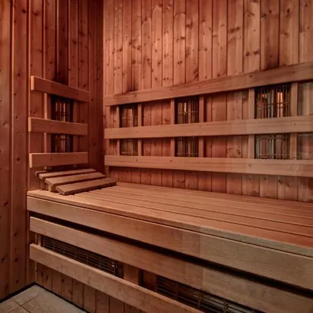 Nosal & Sauna Jacuzzi